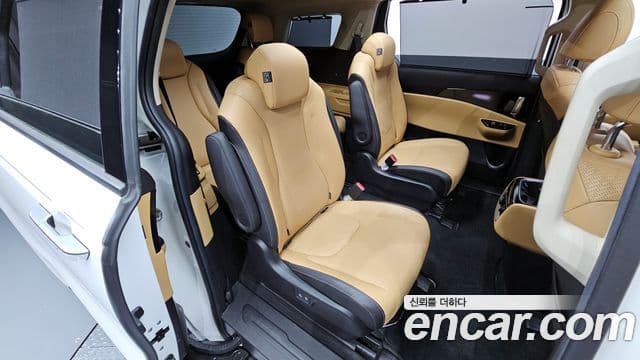 Kia Carnival 4세대 Signature, 2021 11