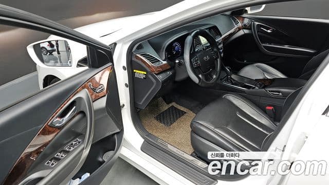 Hyundai Aslan Modern, 2017 12