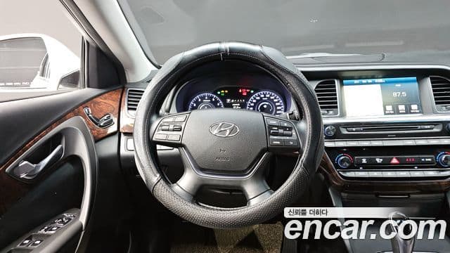 Hyundai Aslan Modern, 2017 13