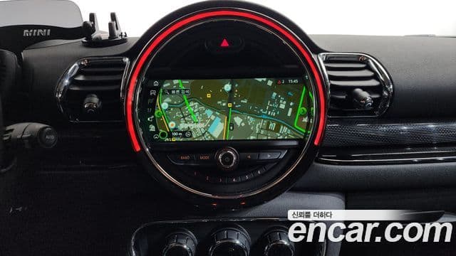 Mini Cooper D 클럽맨 2세대, 2017 16