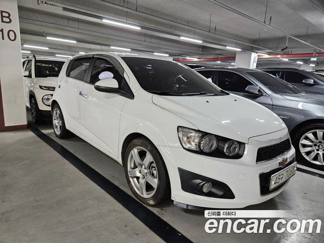 Chevrolet(GM대우) 아베오 хэтчбек топовая версия, 2012 1