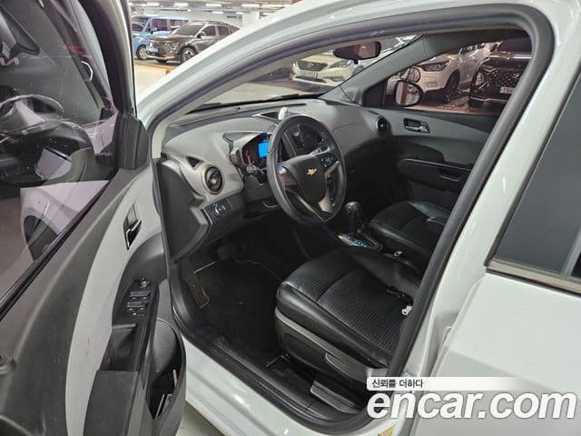 Chevrolet(GM대우) 아베오 хэтчбек топовая версия, 2012 6