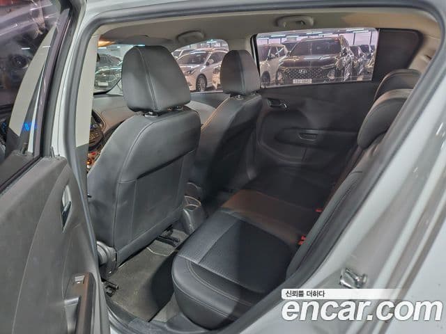 Chevrolet(GM대우) 아베오 хэтчбек топовая версия, 2012 15