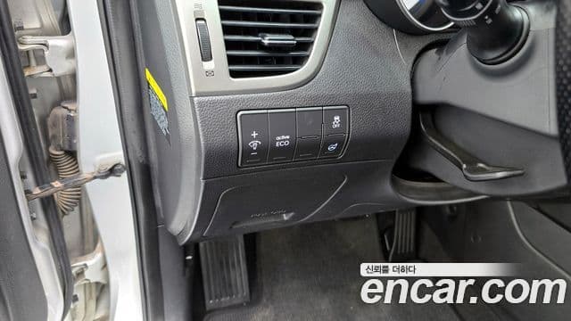 Hyundai i30(новый кузов / новое поколение) дизель 1.6 VGT Unique, 2012 17