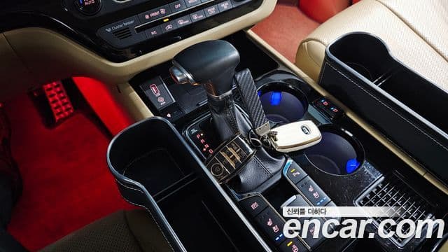 Kia The / новый New Carnival President, 2019 9