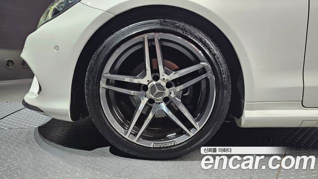 Mercedes-Benz E-класс W212 E200 купе, 2014 все фото