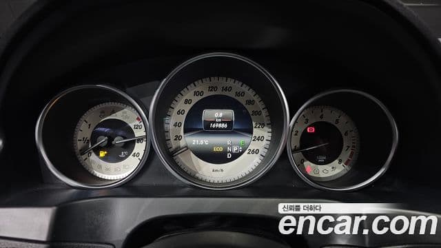 Mercedes-Benz E-класс W212 E200 купе, 2014 8