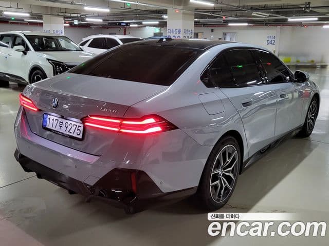 BMW 5시리즈 (G60) 520i M Sport, 2025 3