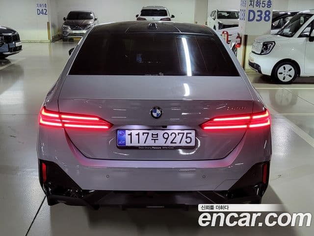 BMW 5시리즈 (G60) 520i M Sport, 2025 4