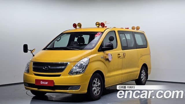 Hyundai Grand Starex детский перевозочный автомобиль, 2014 1