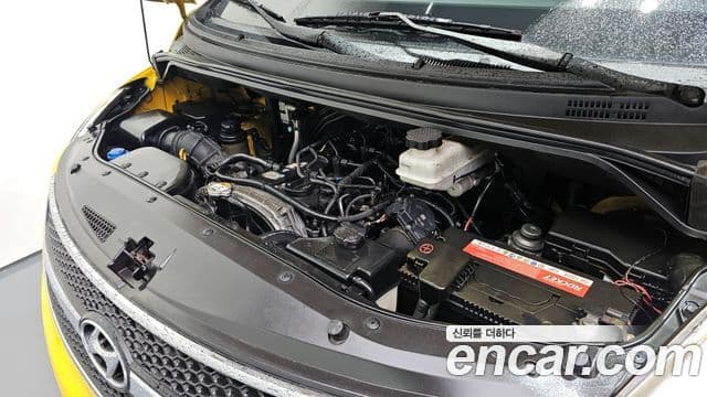 Hyundai Grand Starex детский перевозочный автомобиль, 2014 6