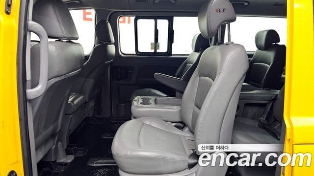 Hyundai Grand Starex детский перевозочный автомобиль, 2014 12