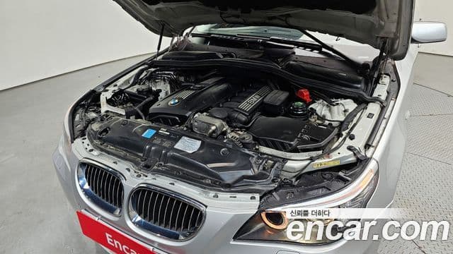 BMW 5시리즈 (E60) 528i седан, 2008 6