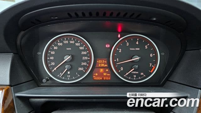 BMW 5시리즈 (E60) 528i седан, 2008 8