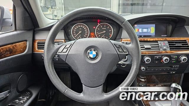 BMW 5시리즈 (E60) 528i седан, 2008 14