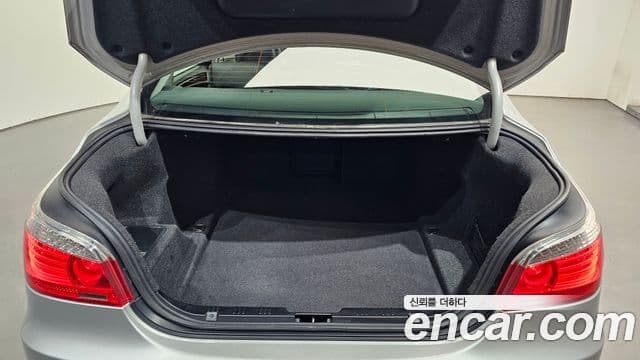 BMW 5시리즈 (E60) 528i седан, 2008 20