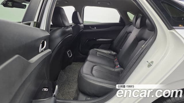 Kia K5 3세대 Standard, 2022 13