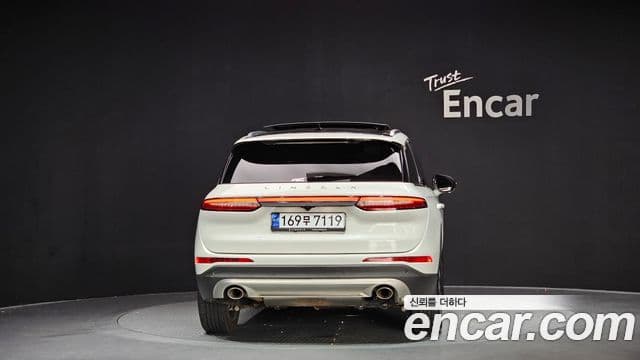 Lincoln Corsair 2.0 Reserve AWD, 2020 4