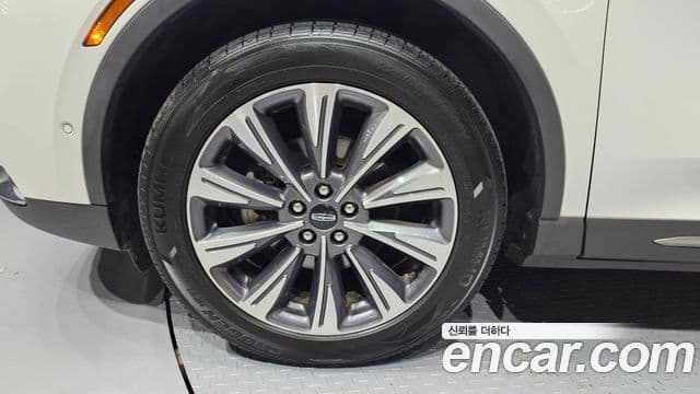 Lincoln Corsair 2.0 Reserve AWD, 2020 все фото