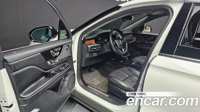 Lincoln Corsair 2.0 Reserve AWD, 2020 10