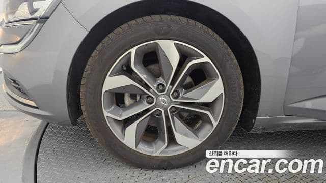 Renault Korea(Samsung) SM6 2.0 LPe LE (для людей с инвалидностью), 2019 все фото