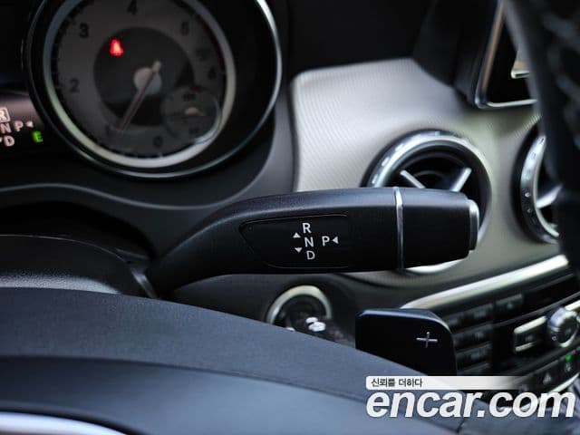 Mercedes-Benz GLA-класс X156 GLA200 CDI, 2015 9