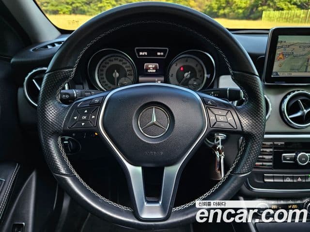 Mercedes-Benz GLA-класс X156 GLA200 CDI, 2015 12