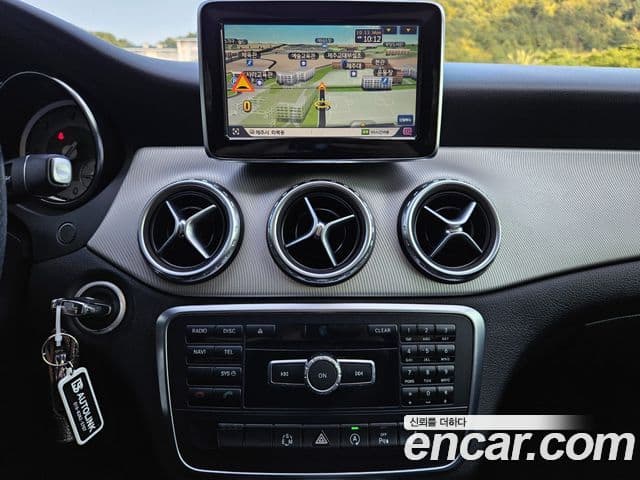 Mercedes-Benz GLA-класс X156 GLA200 CDI, 2015 13