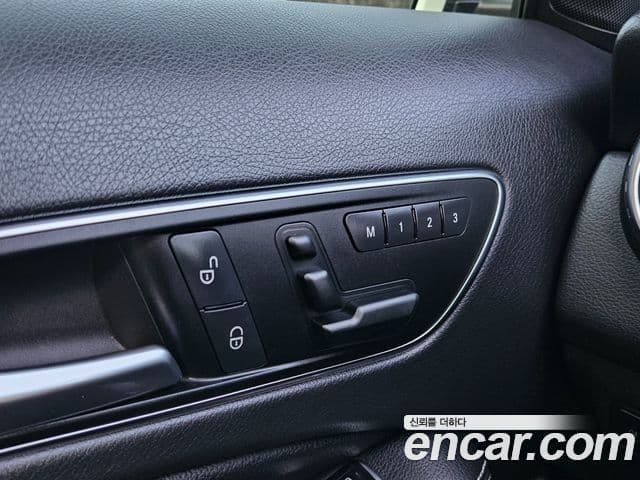 Mercedes-Benz GLA-класс X156 GLA200 CDI, 2015 17