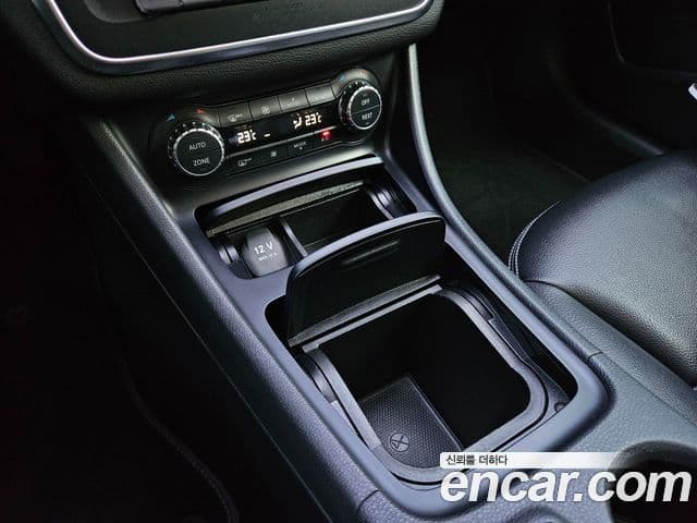 Mercedes-Benz GLA-класс X156 GLA200 CDI, 2015 18