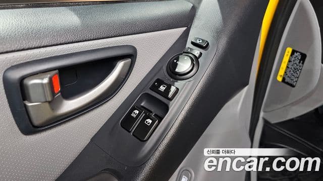 Hyundai Grand Starex детский перевозочный автомобиль, 2016 17