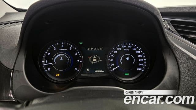 Hyundai Grandeur HG Premium, 2016 8