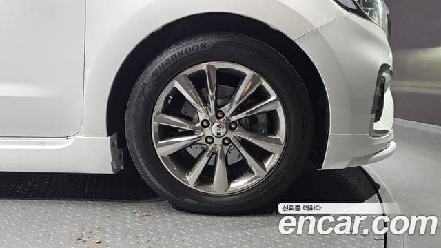 Kia The / новый New Carnival Noblesse Special, 2019 все фото