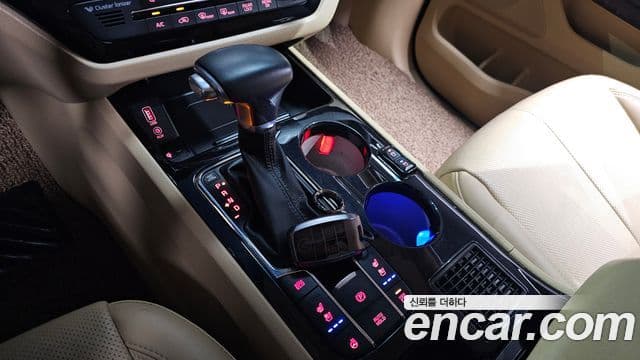 Kia The / новый New Carnival Noblesse Special, 2019 9