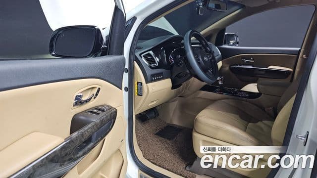 Kia The / новый New Carnival Noblesse Special, 2019 11