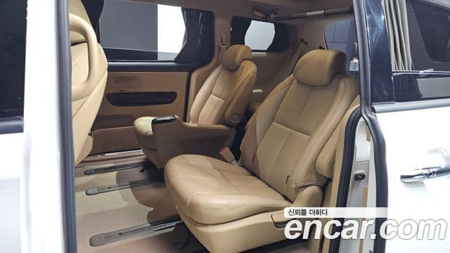 Kia The / новый New Carnival Noblesse Special, 2019 12