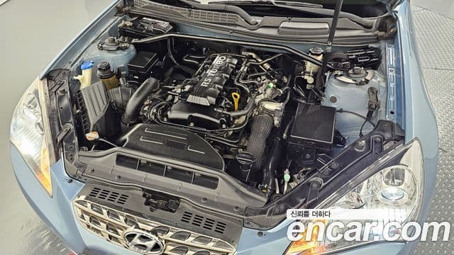 Hyundai Genesis купе 200 турбо P, 2011 6