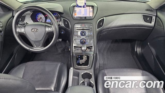 Hyundai Genesis купе 200 турбо P, 2011 7