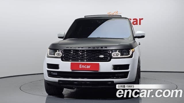 Land Rover Range Rover 4세대 4.4 SDV8 Vogue SE дизель, 2017 3