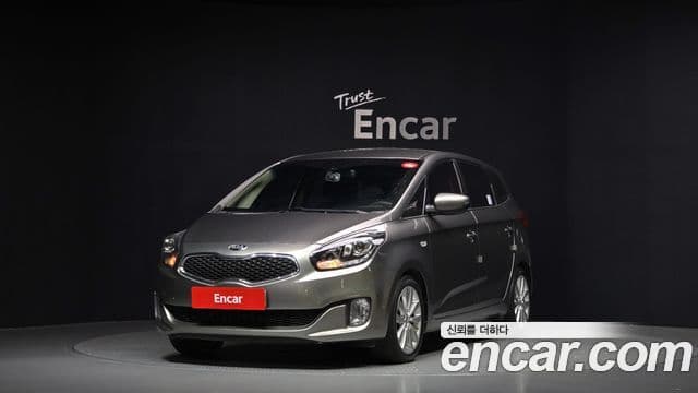 Kia All New Carens 2.0 LPi Trendy, 2016 1
