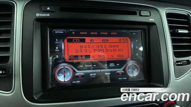 Kia All New Carens 2.0 LPi Trendy, 2016 16