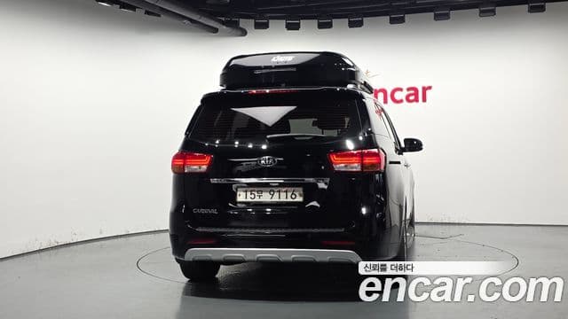 Kia All New Carnival Noblesse, 2017 4
