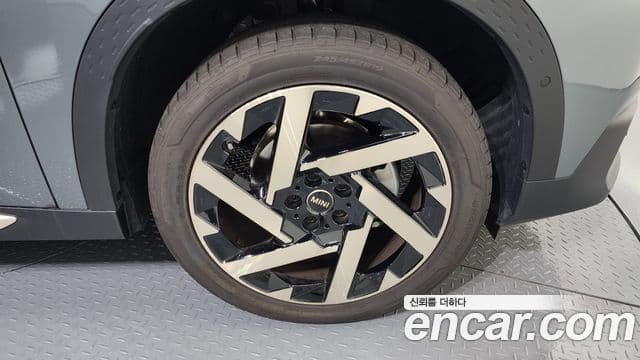 Mini Cooper S Countryman 3세대 ALL4 favored, 2024 все фото