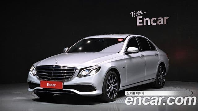 Mercedes-Benz E-класс W213 Exclusive, 2020 1
