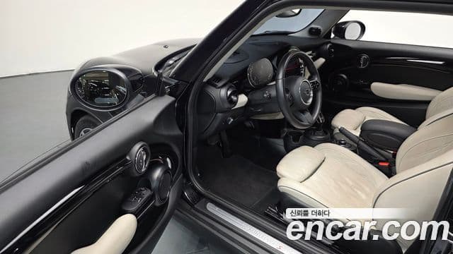 Mini Cooper S 3세대, 2023 11