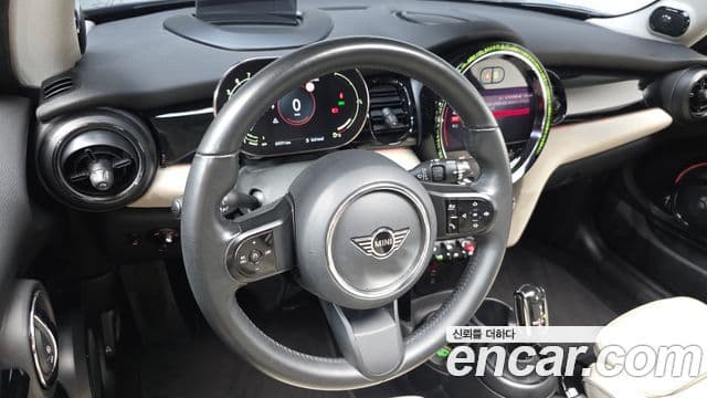 Mini Cooper S 3세대, 2023 13