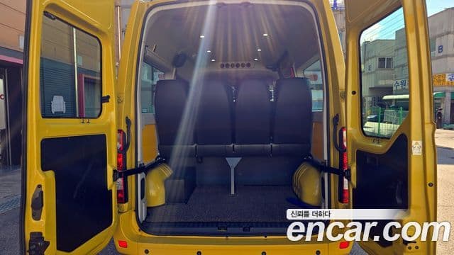 Renault Korea(Samsung) Master 13인승, 2019 20