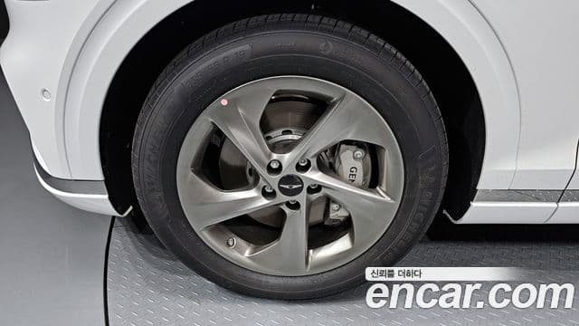 Genesis GV70, 2025 все фото