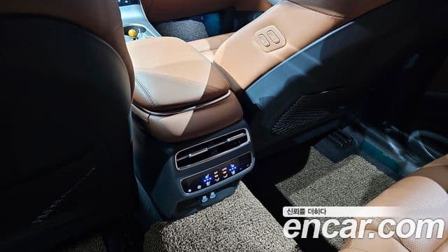 Genesis GV70, 2025 18