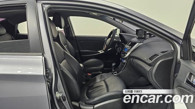 Hyundai Accent(новый кузов / новое поколение) Modern, 2014 10